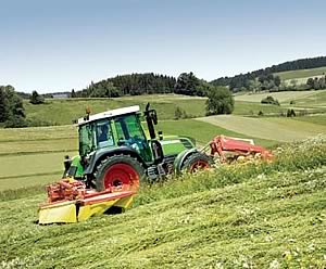 Fendt 300 Vario tractor