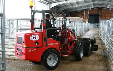 Weidemann 1240 CX35LP compact wheeled loader