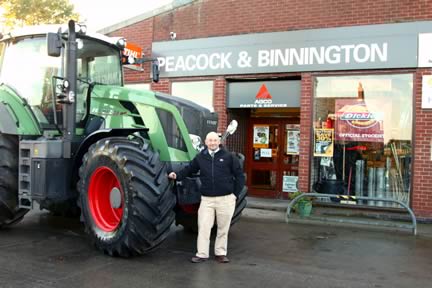 Stephen Mills, Fendt Brand Manager at AGCO dealership, Peacock & Binnington.